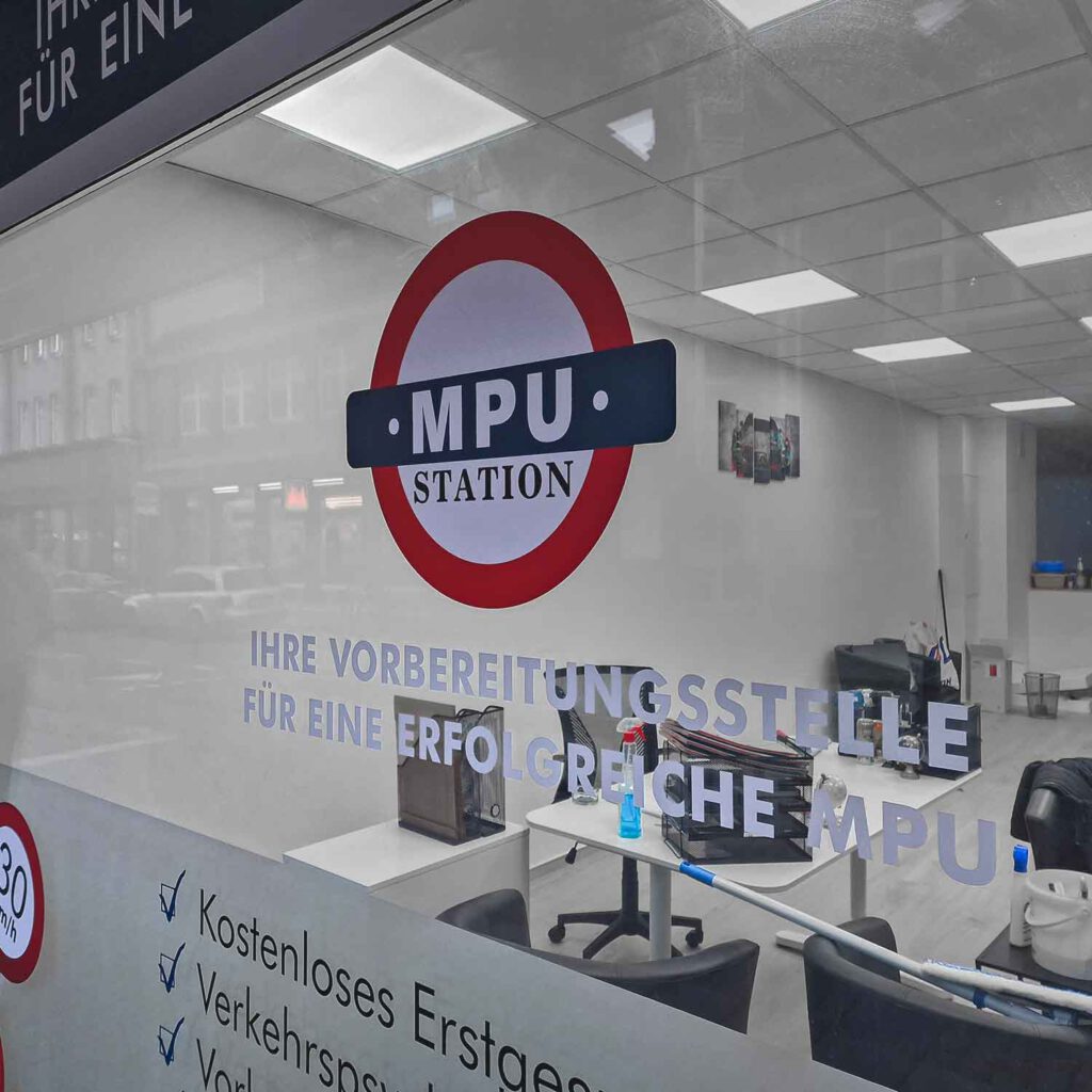 MPU Station Logoaufkleber